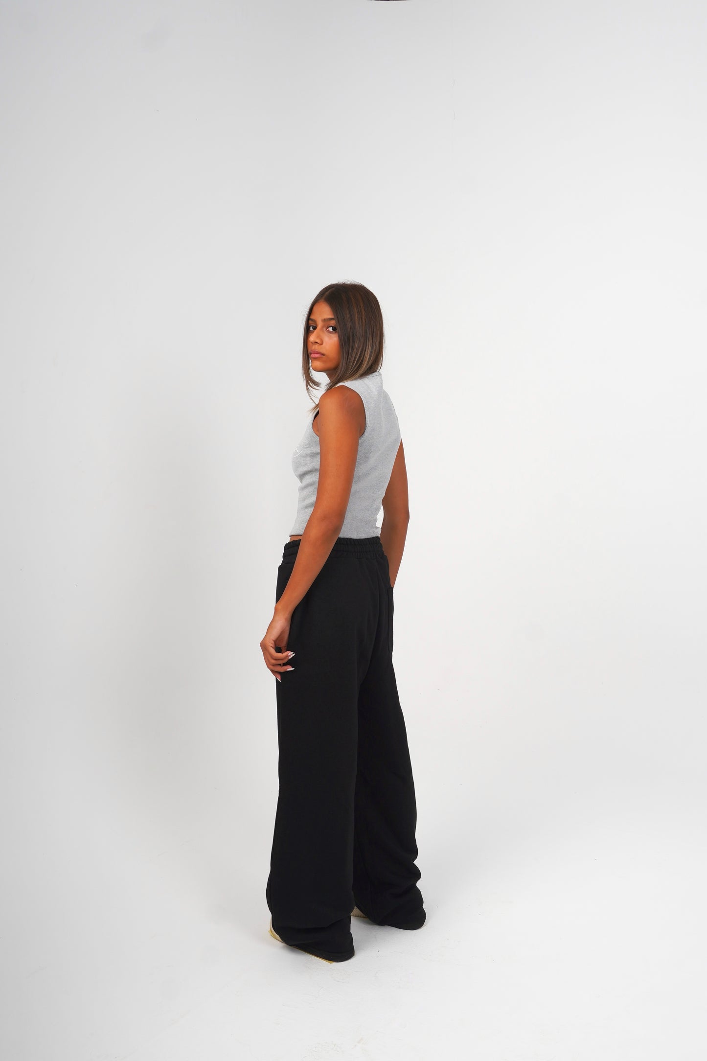 BLACK TOWN BALLON SWEATPANTS