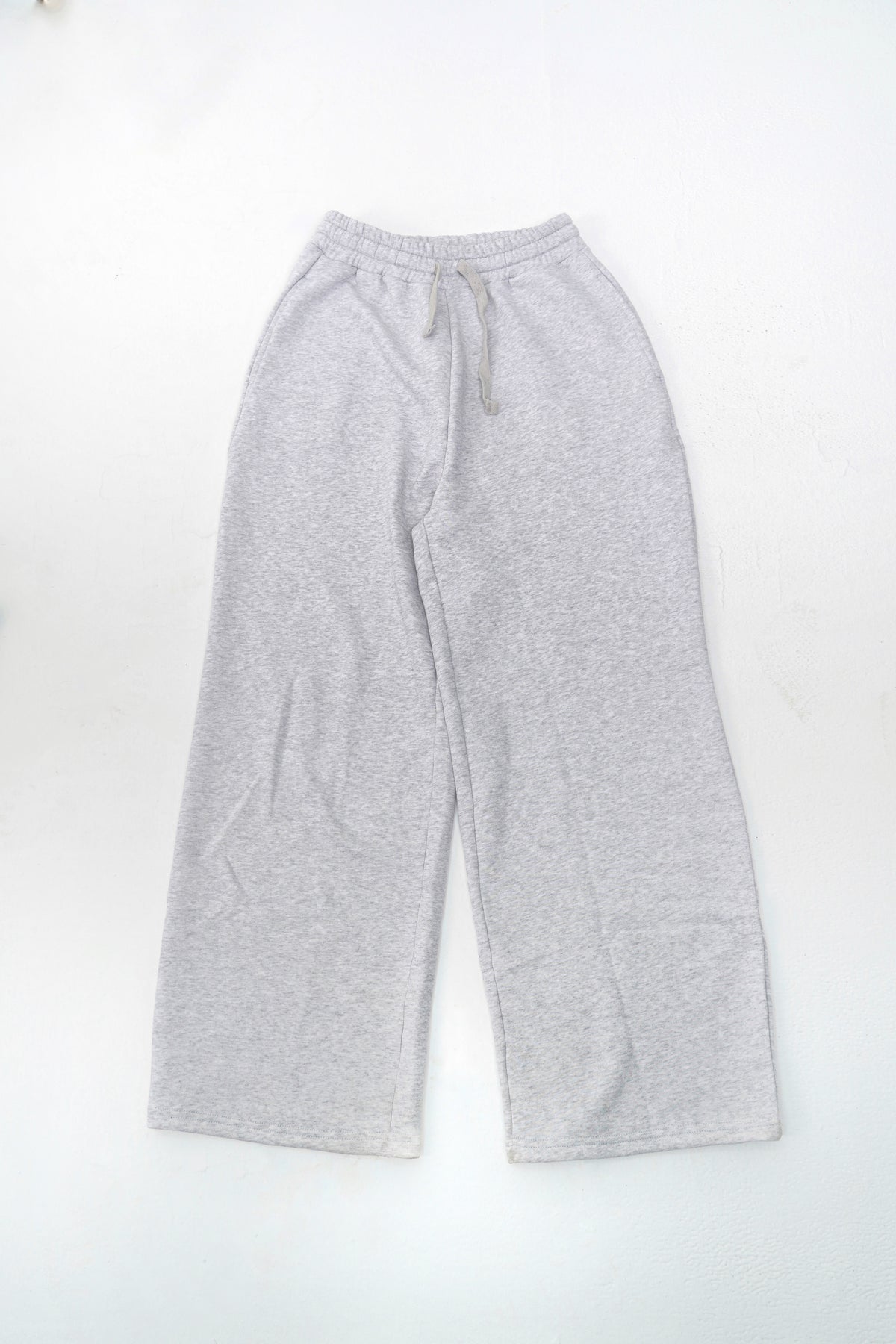 GREY TOWN BALLON SWEATS